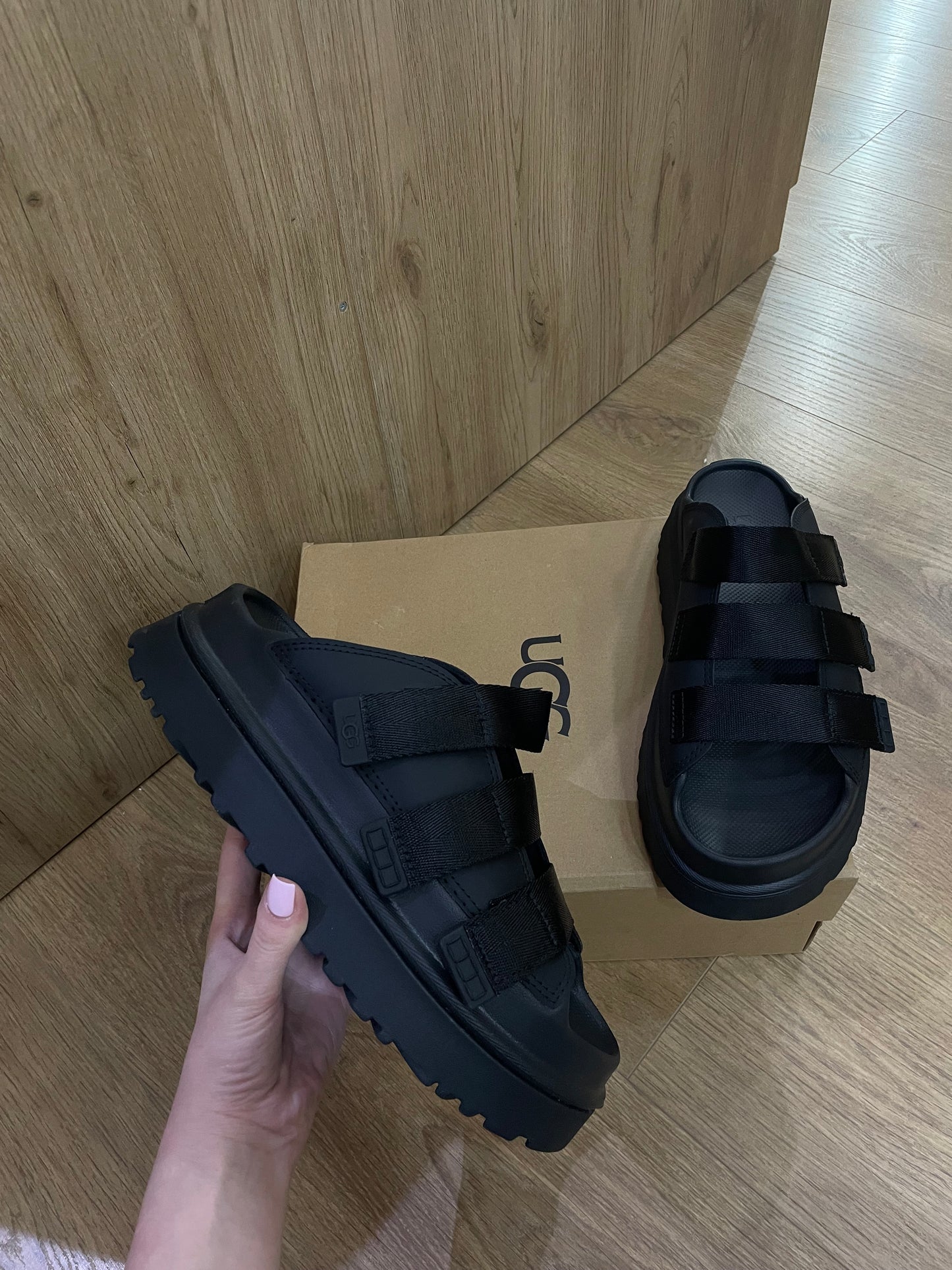 Ugg