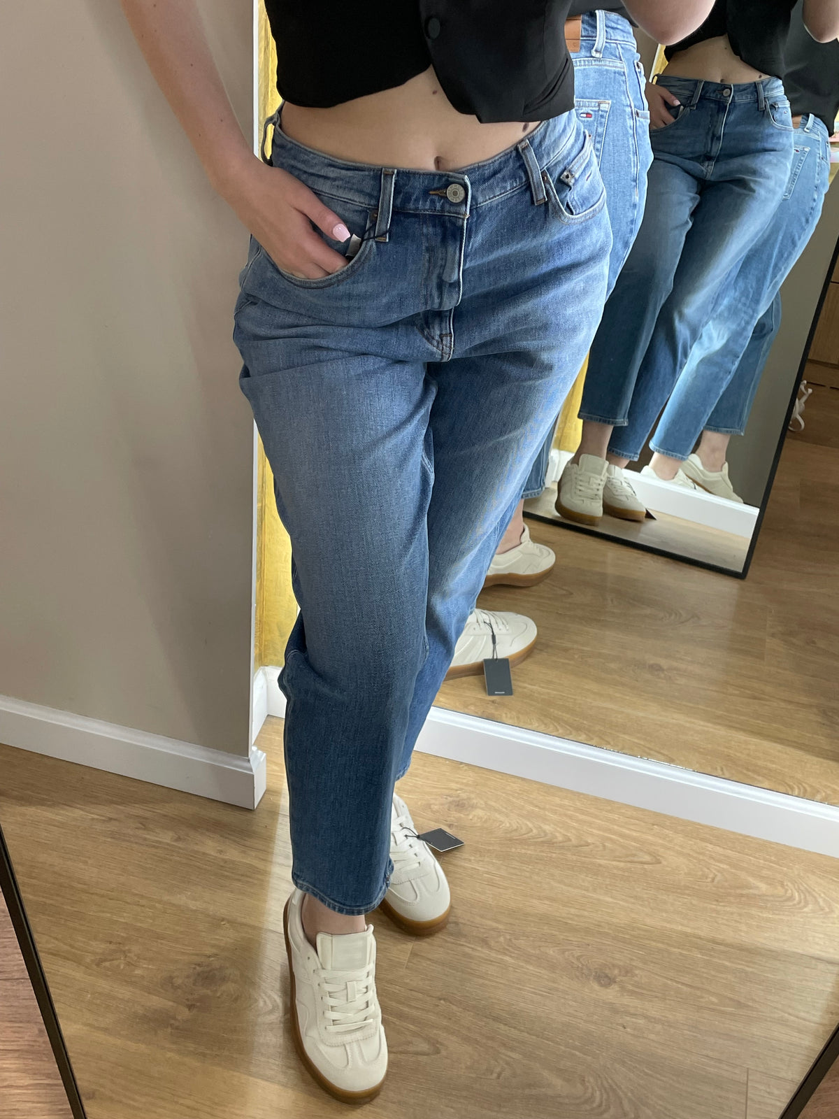 Jeans per vajza